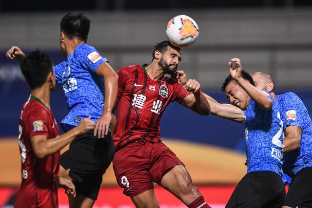 天空：曼联有意亚特兰大中场埃德森 冬窗尝试引进