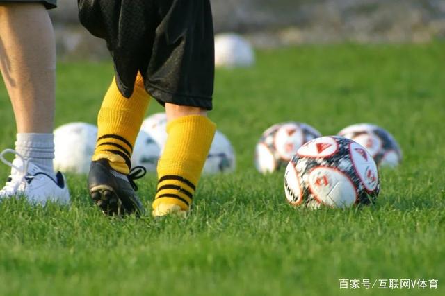 战争谣言冲击足坛:伊朗球星回国参军？C罗跑路