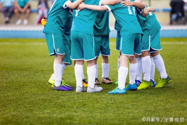 面包：恩比德是名人堂级别球员 即便他缺阵其他人也能站出来